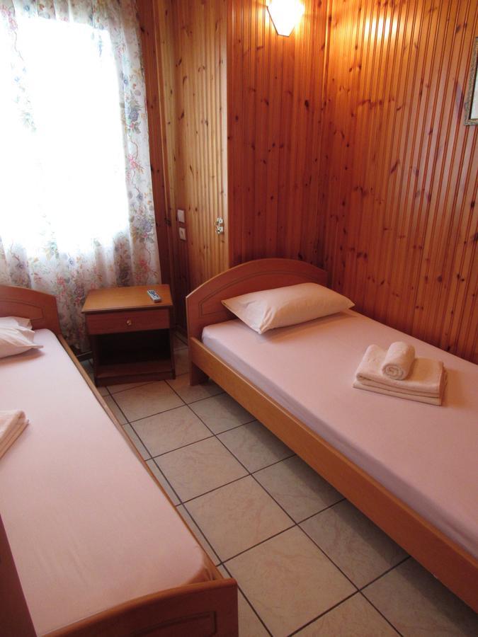 Balogiannis Hotel Paralia Pantaleimonos Buitenkant foto